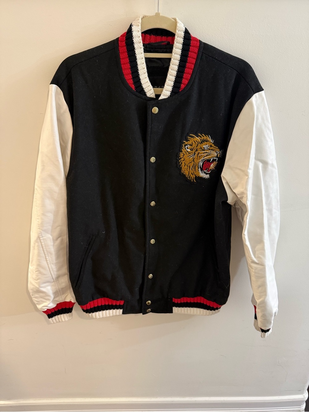 Sean John Tiger Patch Varsity Jacket Black White Snap Front Size L